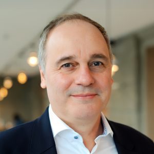 Dr. Martin Enderle